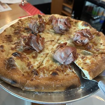 Rocket Pie - Formaggi pizza - Pizza Near Me - Canmore, Alberta