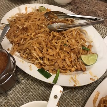 Chatthai Bistro - Thai Near Me - Pahrump, Nevada