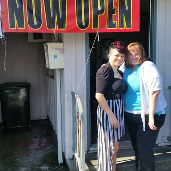 Awesome Cuts - Hair Salons Near Me - Lakewood, Washington Awesome Cuts - Hair Salons Near Me - Lakewood, Washington