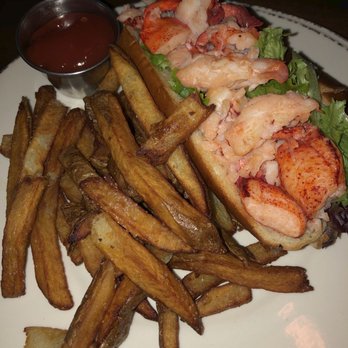 Sea Level NC - Lobster roll - Seafood Near Me - Charlotte, North Carolina Sea Level NC - Lobster roll - Seafood Near Me - Charlotte, North Carolina