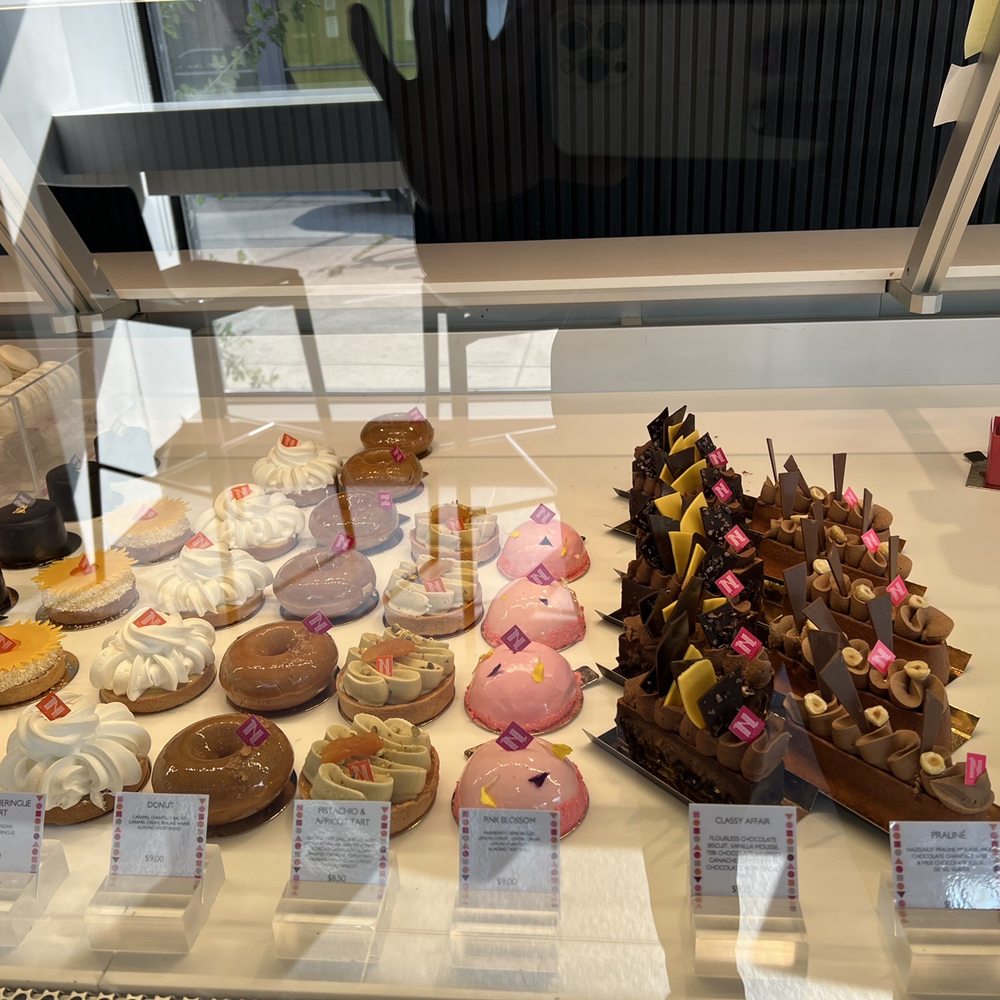 Small cakes