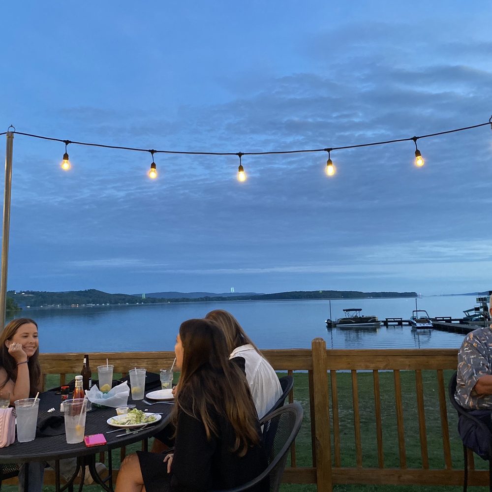 The Docks - Relaxing atmosphere! - New American Near Me - Scottsboro, Alabama The Docks - Relaxing atmosphere! - New American Near Me - Scottsboro, Alabama