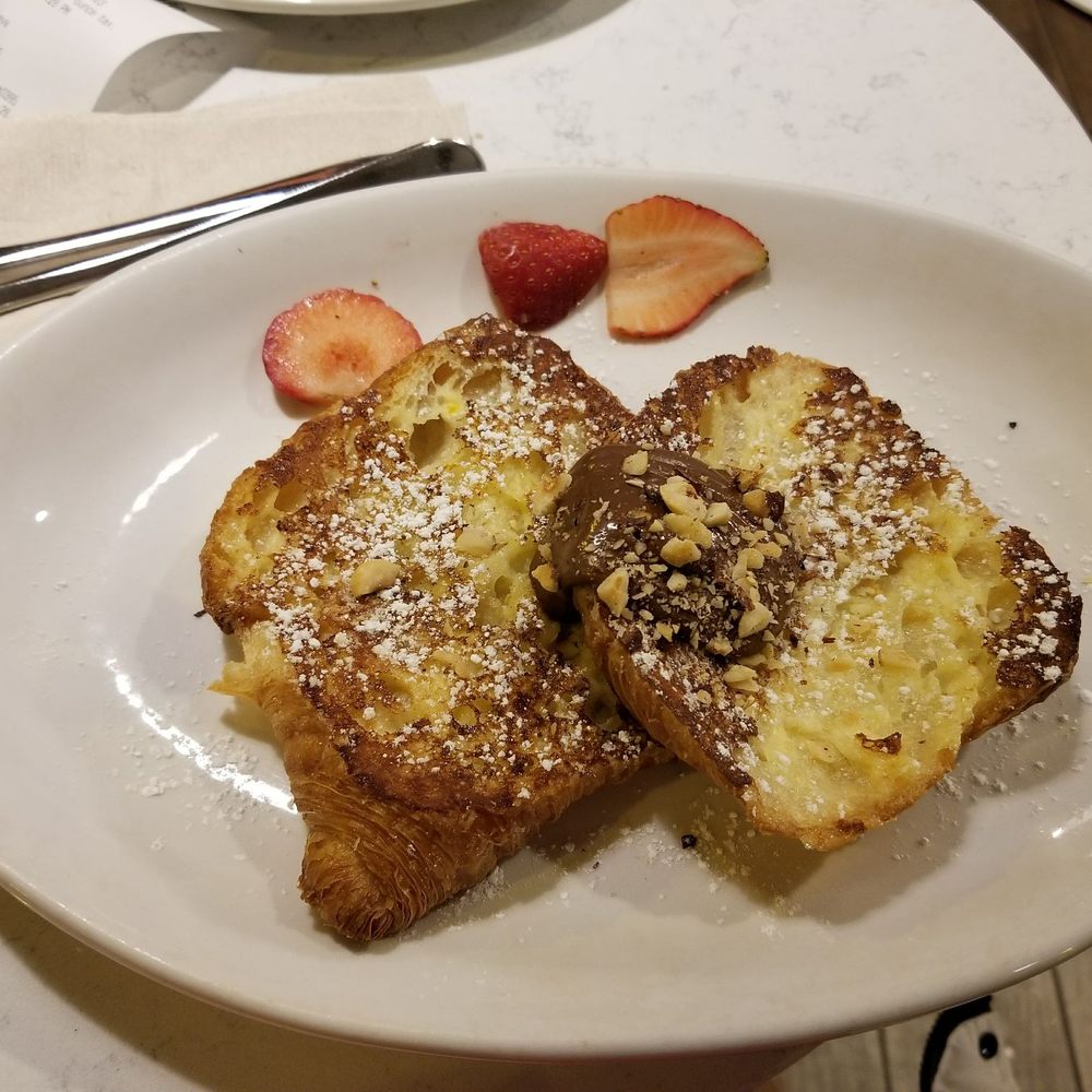 Nutella Cafe - Croissant french toast - Desserts Near Me - Chicago, Illinois
