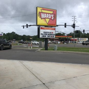 Wards - Outside - Desserts Near Me - Kiln, Mississippi