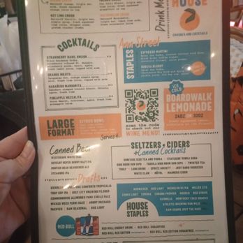 Share House - Bars Near Me - Charleston, South Carolina