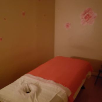 Everyday Relaxation Massage & Reflexology - Massage room - Massage Near Me - Dana Point, California Everyday Relaxation Massage & Reflexology - Massage room - Massage Near Me - Dana Point, California