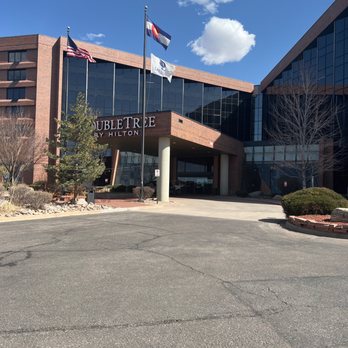 DoubleTree by Hilton Hotel Denver - Aurora - Hotels Near Me - Aurora, Colorado