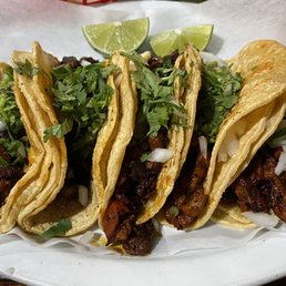 Tacos de pastor. Tacos de pastor.