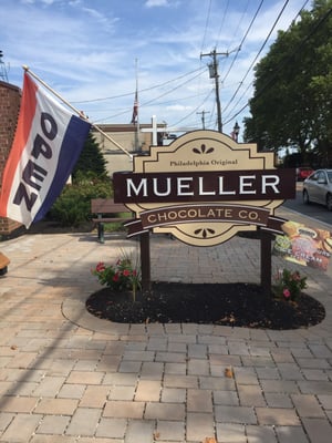 Mueller Chocolate Co. by null