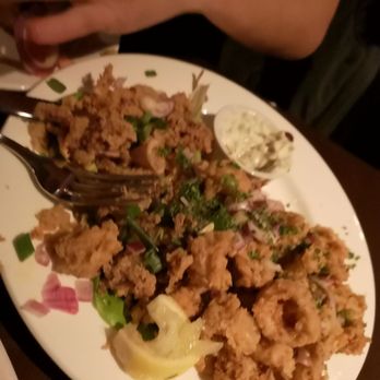 Lou's Grill - Bars Near Me - Abbotsford, British Columbia