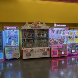 Keiki Kingdom Clubhouse - Claw machine