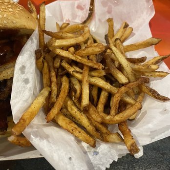 Brgr Stop - American Near Me - Fort Lauderdale, Florida