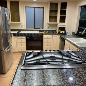 DA Cabinets - Kitchen - Cabinetry Near Me - Huntington Beach, California DA Cabinets - Kitchen - Cabinetry Near Me - Huntington Beach, California
