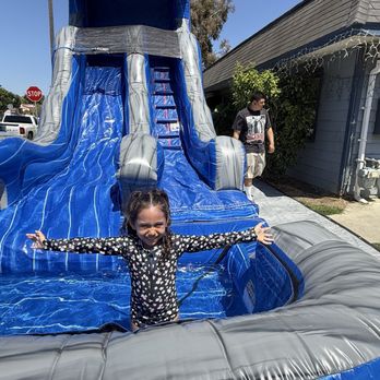 Crazy Jump - The kids were busy, and the sun was out, wouldn't have had it any other way! So fast and easy, same day service !!!!! Amazing company! - Bounce House Rentals Near Me - Tustin, California