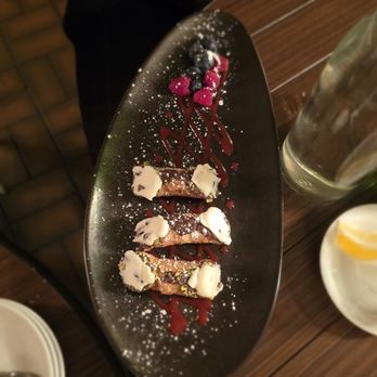 Four Bricks By La Crosta - Italian Near Me - Whittier, California
