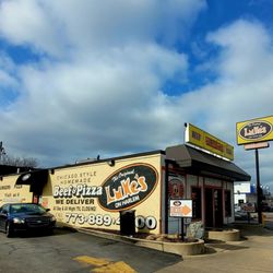 Luke's on Harlem - Exterior with drive-thru