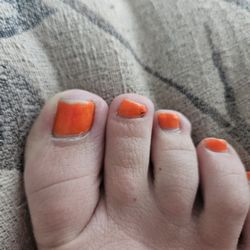 Hawaiian Nails And Spa