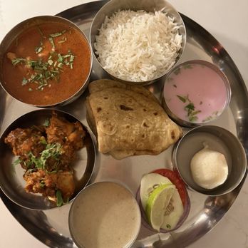 Mejwaani - Chicken Thali - Indian Near Me - Edison NJ, New Jersey