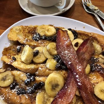 Ruby Slipper Uptown - Bananas Foster French Toast - Cafes Near Me - New Orleans, Louisiana