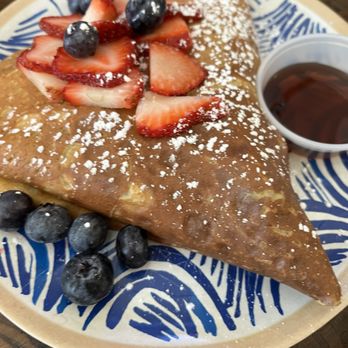 Black Milk Coffee and Crepe - Nutella with berries - Coffee & Tea Near Me - Brooklyn, New York Black Milk Coffee and Crepe - Nutella with berries - Coffee & Tea Near Me - Brooklyn, New York