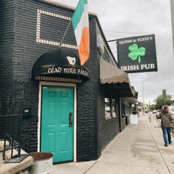 Quinn and Tuites Irish Pub - The outside of the pub