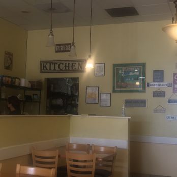 Golden Egg Cafe - Entryway - Breakfast & Brunch Near Me - Oxnard, California