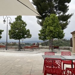 L'Atelier - View