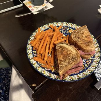 Maggiore Bistro - Italian Near Me - North Port, Florida