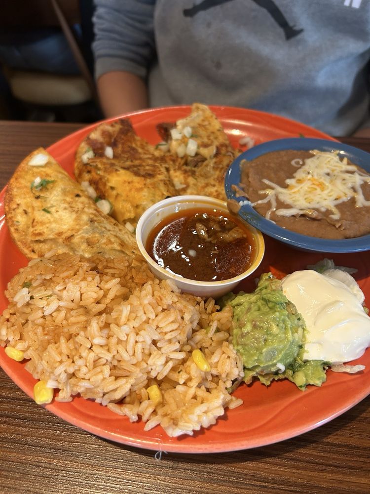 El Mariachi — Mexican restaurant in Novi