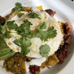 Chilaquiles Chilaquiles