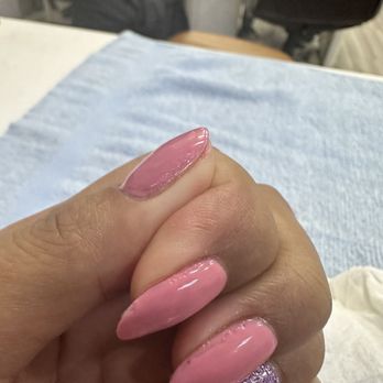 PARIS NAILS AND LASHES - Bubbles no coverage rushed and sloppy - Nail Salons Near Me - Las Vegas, Nevada PARIS NAILS AND LASHES - Bubbles no coverage rushed and sloppy - Nail Salons Near Me - Las Vegas, Nevada