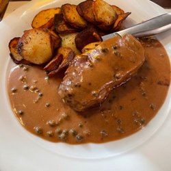 Wenck'scher Hof - Steak with pfeffersauce...it was delicious!