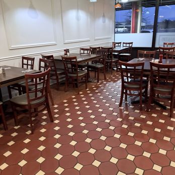 Richard Walker's Pancake House - Breakfast & Brunch Near Me - Schaumburg, Illinois