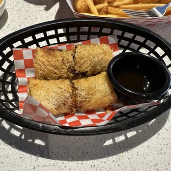 Saigon Hoa Pasteur - Egg rolls - Vietnamese Near Me - Lakewood, California Saigon Hoa Pasteur - Egg rolls - Vietnamese Near Me - Lakewood, California