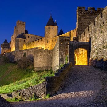 Cathar Castle Tours - Castle Walls, Carcassonne - Tours Near Me - St-Ferriol, 11