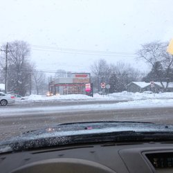 Dunkin Donuts front of building