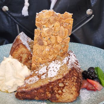 Lamplight Lounge - French Toast - New American Near Me - Anaheim, California