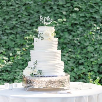 Gruttadauria's  1914 Bakery - Wedding cake - Bakeries Near Me - Temecula, California