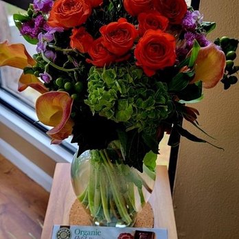Whole Foods Market - Flowers - Grocery Near Me - Eugene, Oregon Whole Foods Market - Flowers - Grocery Near Me - Eugene, Oregon