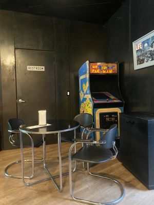 LTD Pizza and Bar by null