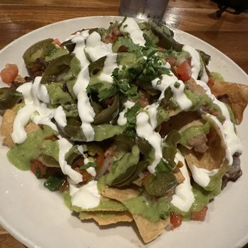 Ventana Grill - Carne asada nachos - Latin American Near Me - Pismo Beach, California Ventana Grill - Carne asada nachos - Latin American Near Me - Pismo Beach, California