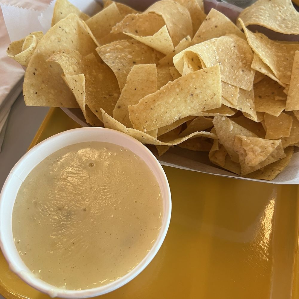 Little Rey - Queso and chips - Tex-Mex Near Me - Houston, Texas Little Rey - Queso and chips - Tex-Mex Near Me - Houston, Texas