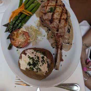 Harris' Restaurant - Veal special - Steakhouses Near Me - San Francisco, California