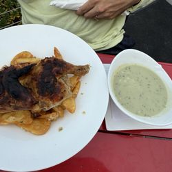 Patrick Henry's - Half chicken poutine with gravy on the side