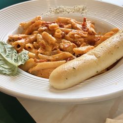 Roma Family Restaurant - Spicy penne with chicken
