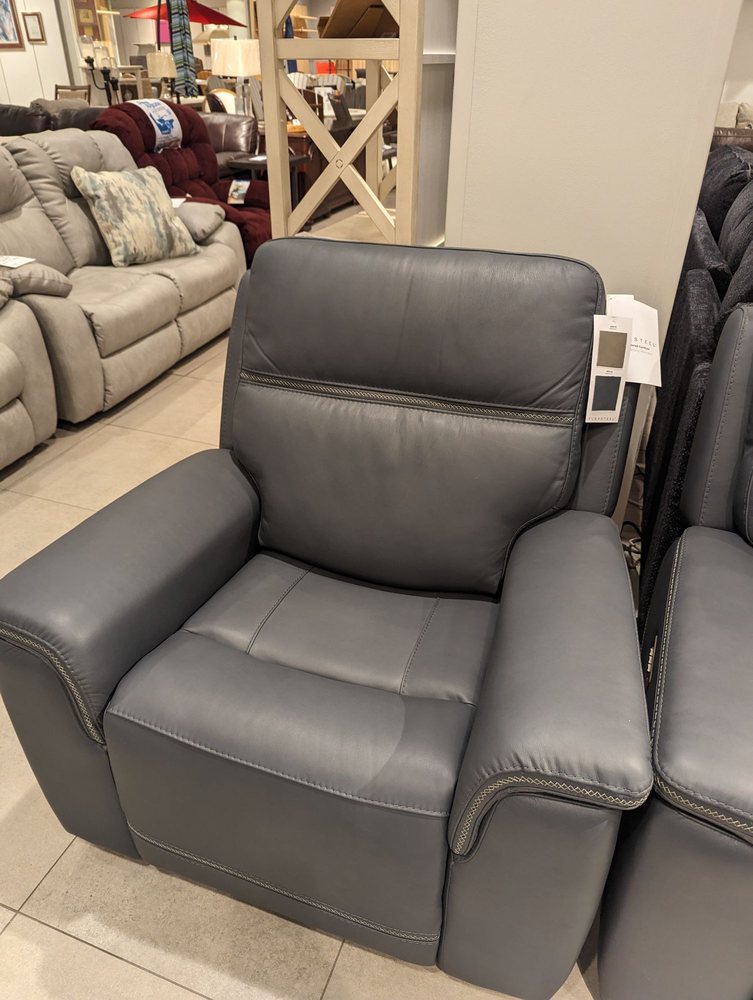 FURNITURE CONNECTION - Updated May 2024 - 29 Photos & 19 Reviews - 4601