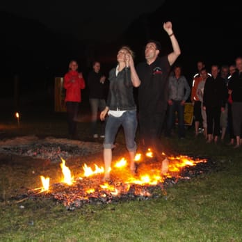 Feuerlauf - Mentaltraining - Life Coach Near Me - Brunn am Gebirge, 3 Feuerlauf - Mentaltraining - Life Coach Near Me - Brunn am Gebirge, 3