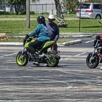 SafeRide Motorcycle Training School - Rafael reviewing instructions again for the next module. - Driving Schools Near Me - Orlando, Florida SafeRide Motorcycle Training School - Rafael reviewing instructions again for the next module. - Driving Schools Near Me - Orlando, Florida
