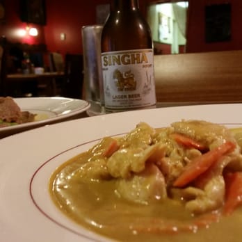 Thai Station - Yellow curry with chicken - Thai Near Me - Fort Collins, Colorado