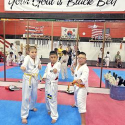 Ohana Martial Arts - Making friends while training together.